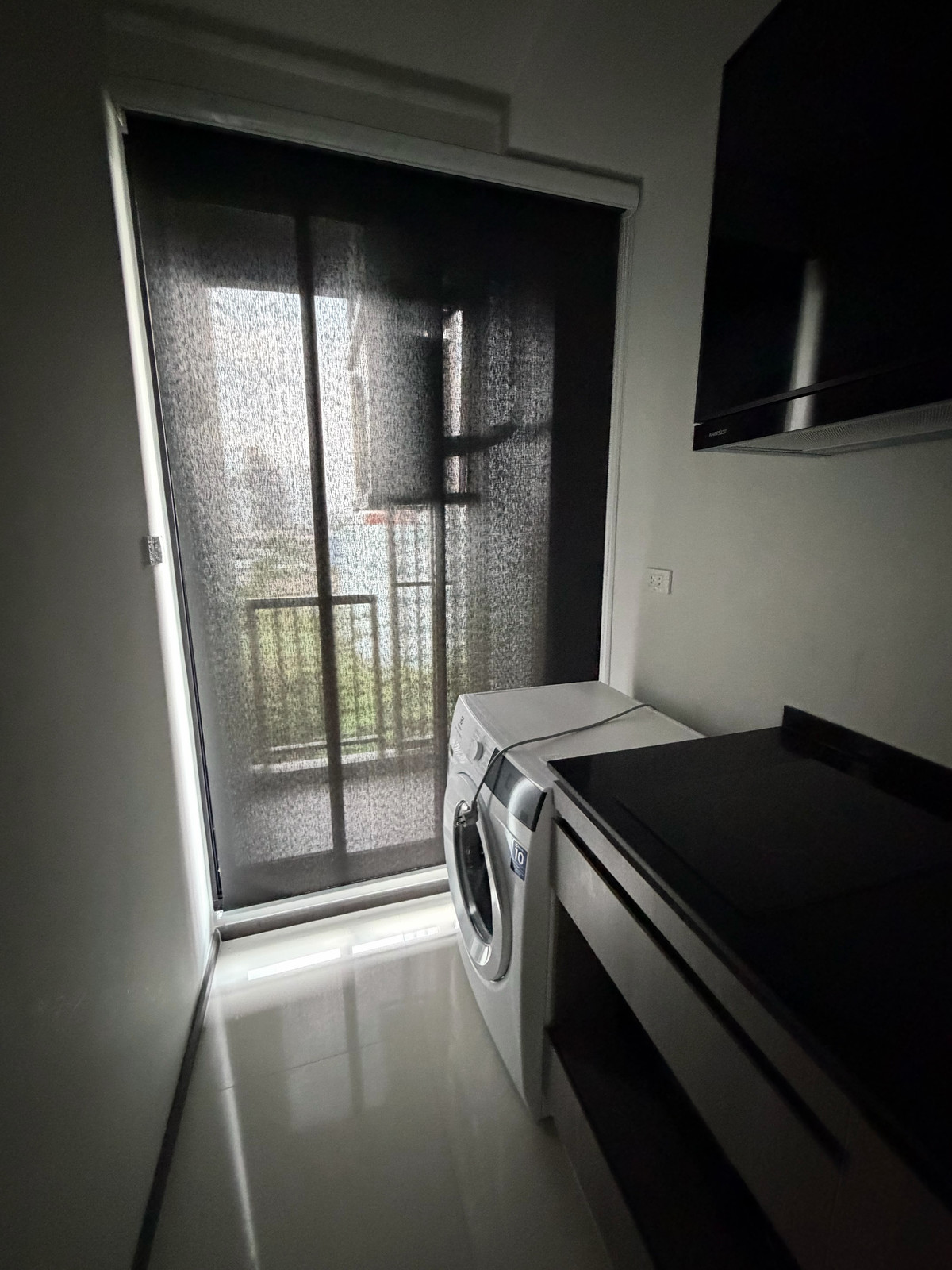For RentCondoLadprao, Central Ladprao : The origin Lat Phrao 15, very new room, good price too.