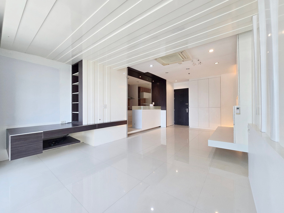 For SaleCondoRatchathewi,Phayathai : (Urgent sale) 🏠✨ Baan Klang Krung Siam-Pathumwan | Condo for sale, 2 bedrooms, large room, prime location, convenient travel (HBH-ST-242)