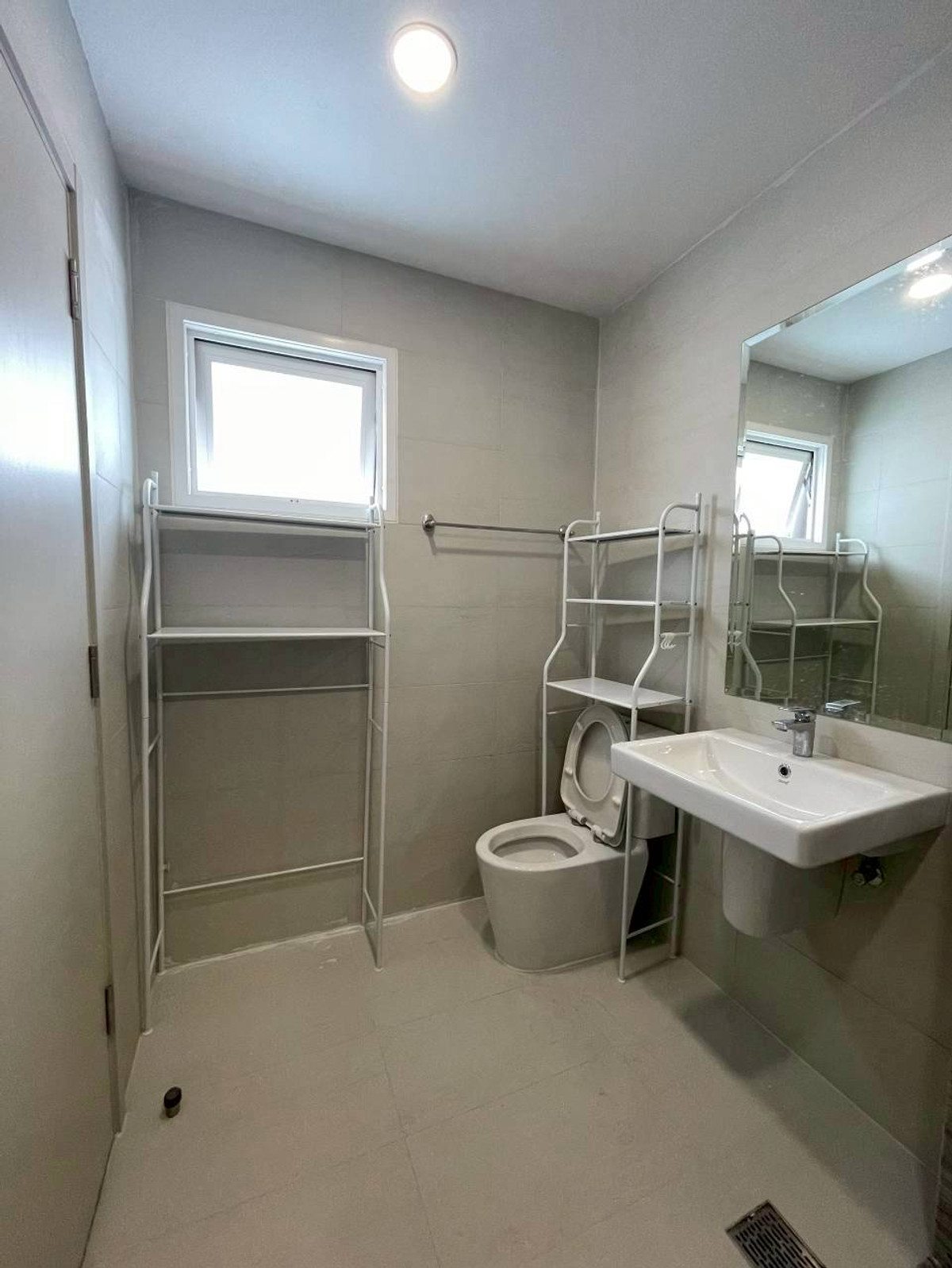 ให้เช่าคอนโดรามคำแหง หัวหมาก : ✅ SVR370 ✅ Line : @p2nproperty