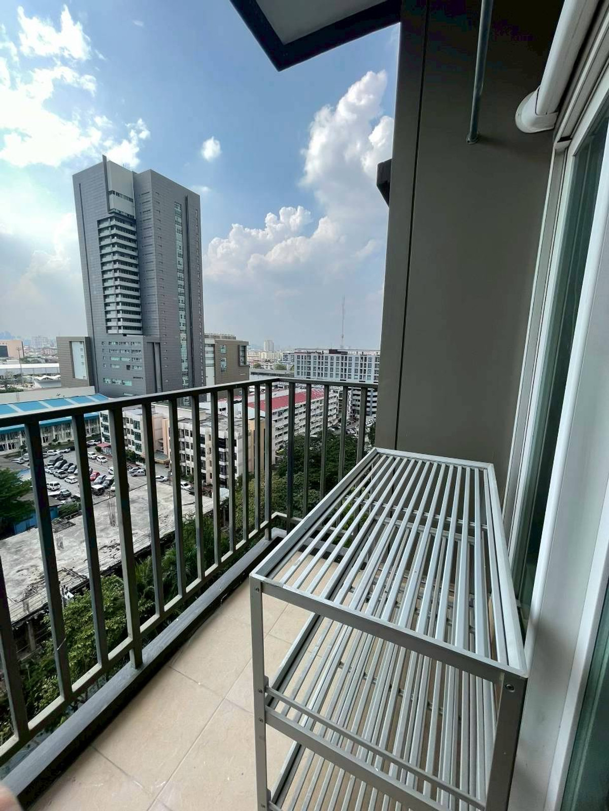 ให้เช่าคอนโดรามคำแหง หัวหมาก : ✅ SVR370 ✅ Line : @p2nproperty