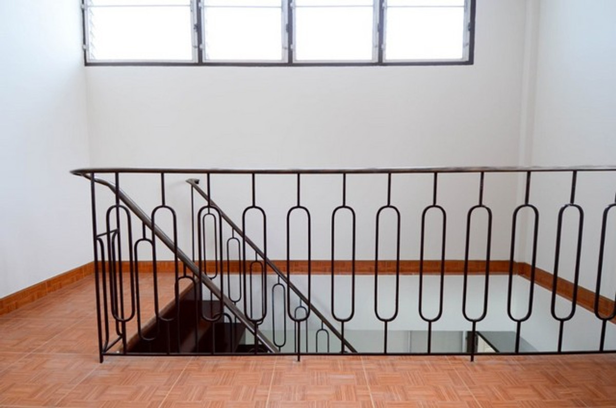 ให้เช่าบ้านโชคชัย4 ลาดพร้าว71 : HR3324ให้เช่าบ้านเดี่ยวหลังมุม ทำเลโชคชัย 4 เหมาะมากสำหรับโฮมออฟฟิศ หรืออยู่อาศัย จอดรถได้สูงสุด 6 คัน