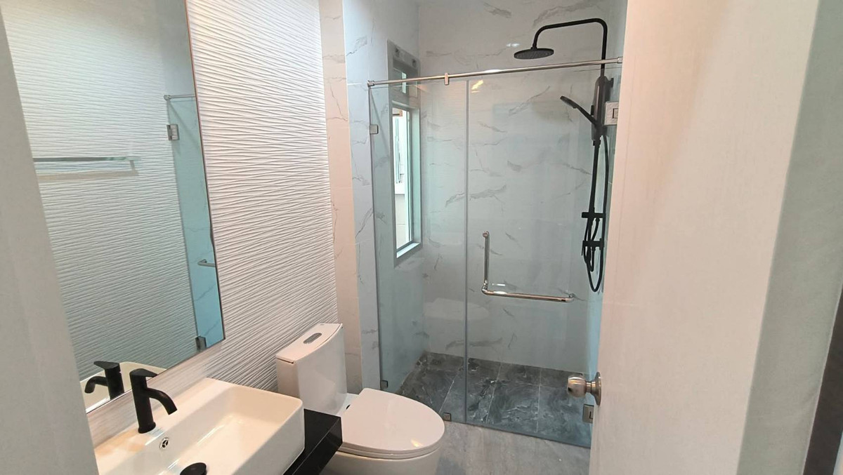 ขายบ้านนวมินทร์ รามอินทรา : ไลฟ์ บางกอก บลูเลอวาร์ด รามอินทรา 23 / 3 ห้องนอน (ขาย), Life Bangkok Boulevard Ramintra 23 / 3 Bedrooms (FOR SALE) DIT050