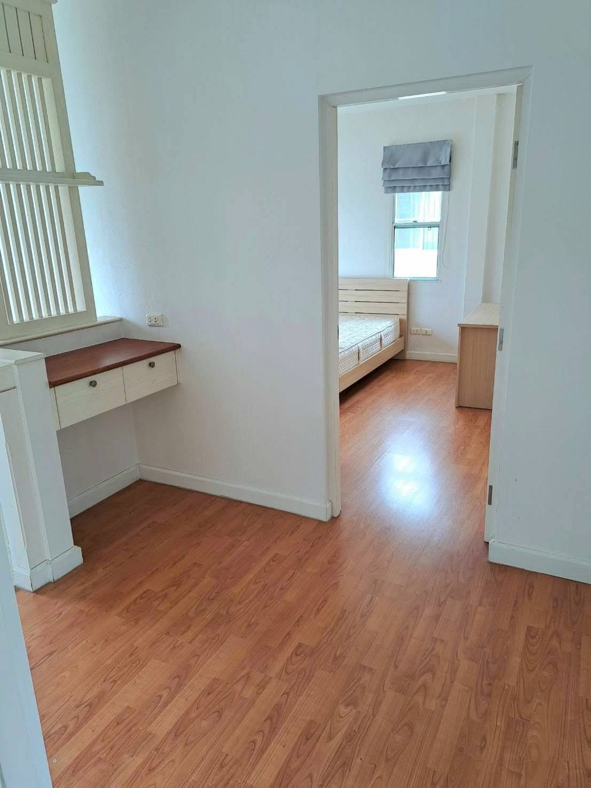 For RentHouseSeri Thai, Ramkhamhaeng Nida : Mantana Onnut - Wongwaen / 3 bedrooms (for rent), Mantana Onnut - Wongwaen 3 Bedrooms (FOR RENT) POON188