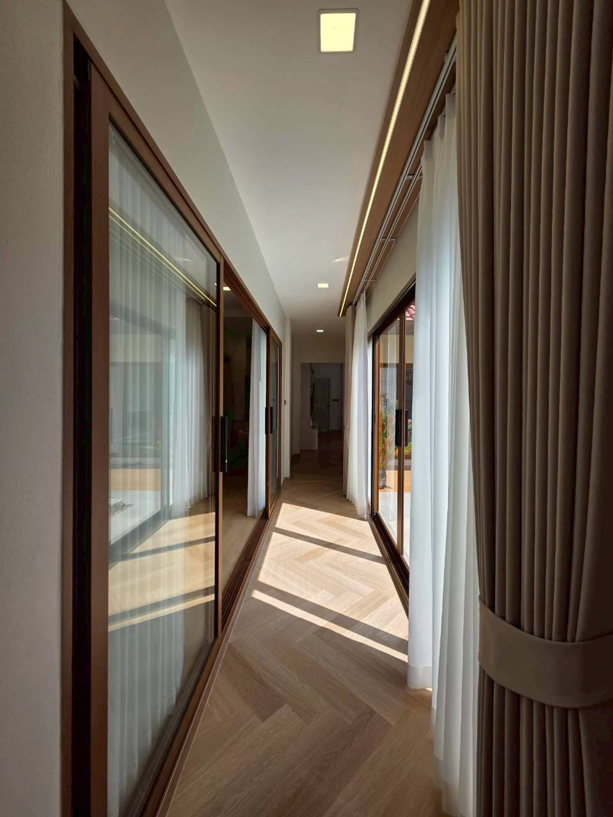 For RentHousePattaya, Bangsaen, Chonburi : 🔥 Luxury Pool Villa for Rent in Huay Yai | Balina 3 | 4 Bedrooms | Private Pool | 120,000 THB/Month 🔥