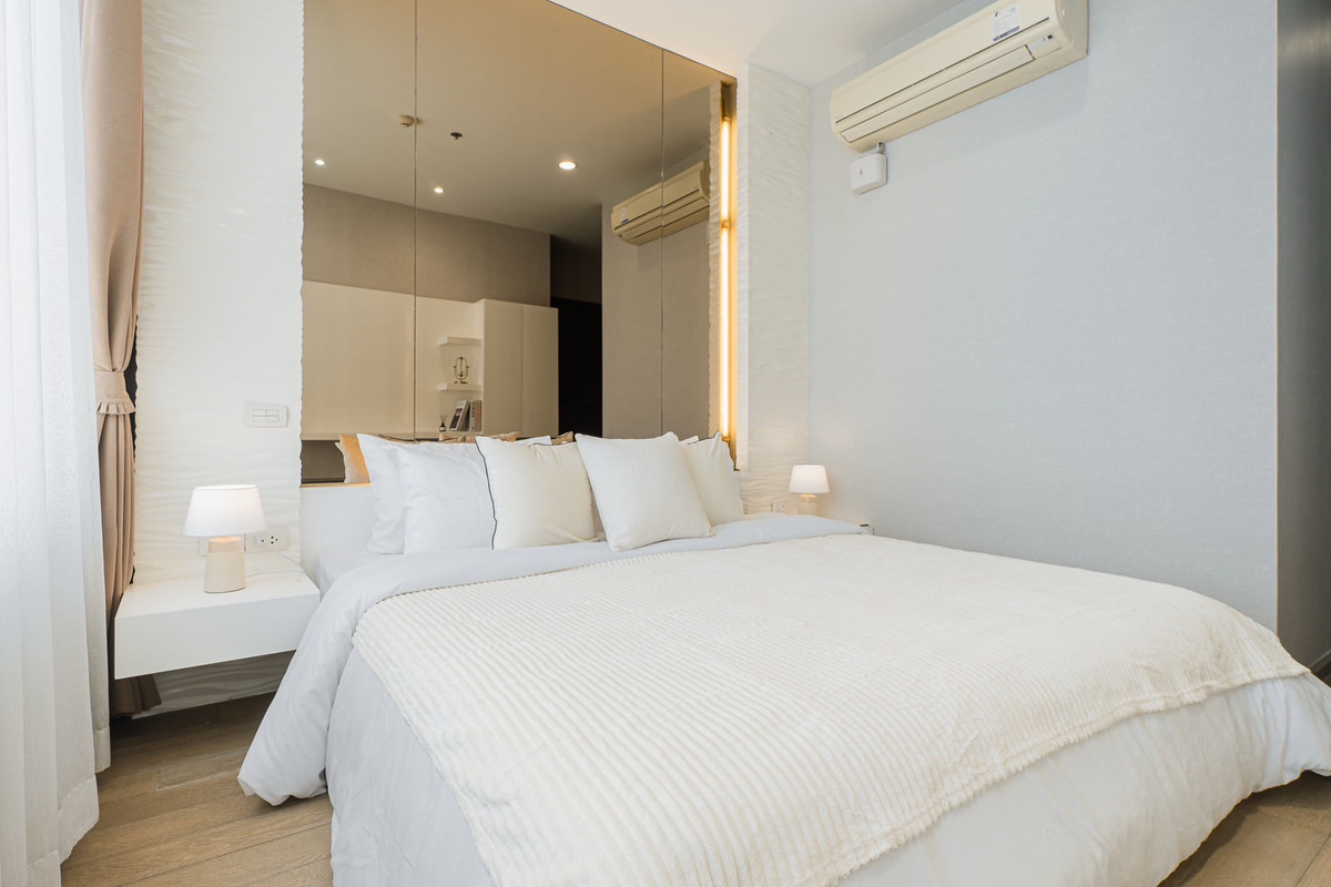 For RentCondoRatchathewi,Phayathai : ★ Pyne By Sansiri ★ 68 sq m., 35th floor (2 bedroom, 2 bathroom), ★ near BTS Ratchathewi ★ near Siam Center, Siam Square, Siam Paragon ★ many amenities ★ complete electrical appliances ★