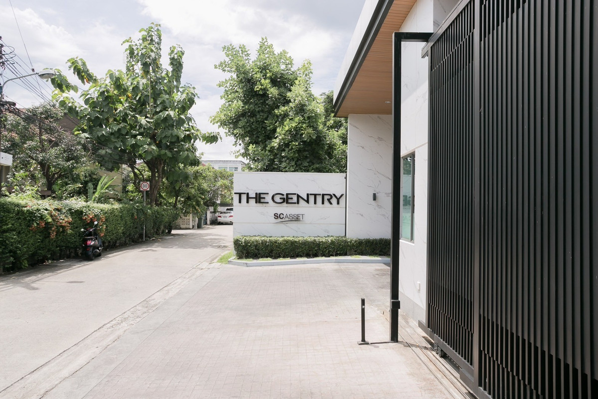 ให้เช่าบ้านลาดพร้าว101 แฮปปี้แลนด์ : HR3330FOR RENT/SALE THE GENTRY EKKAMAI-LADPRAO Luxury 3-Storey Urban Villa