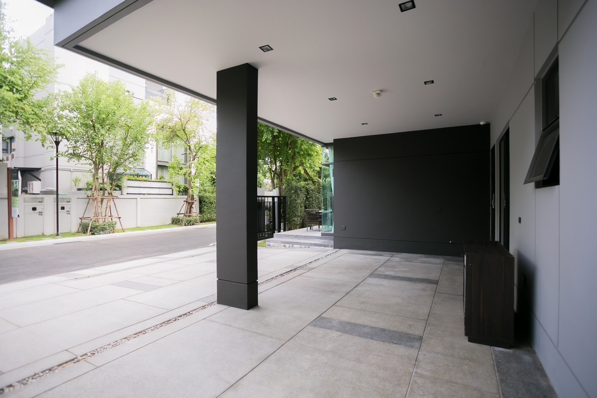 ให้เช่าบ้านลาดพร้าว101 แฮปปี้แลนด์ : HR3330FOR RENT/SALE THE GENTRY EKKAMAI-LADPRAO Luxury 3-Storey Urban Villa