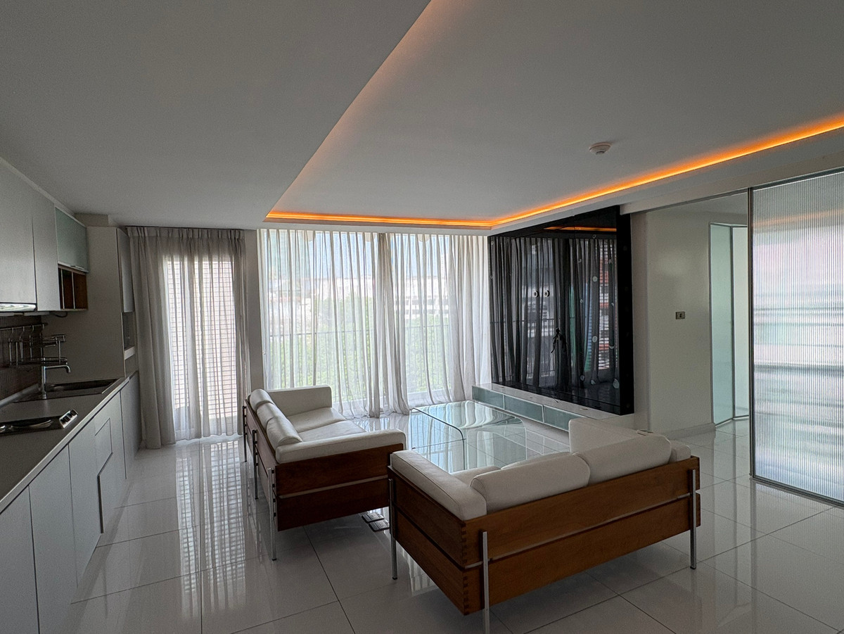 ขายคอนโดวงเวียนใหญ่ เจริญนคร : The Fine@River / คอนโด Low Rise วิวแม่น้ำ ห้องใหญ่ ทำเป็น 2 ห้องนอนได้ ใกล้ BTS สะพานตากสิน / 1 ห้องนอน 82 ตร.ม. โทร 0937890899