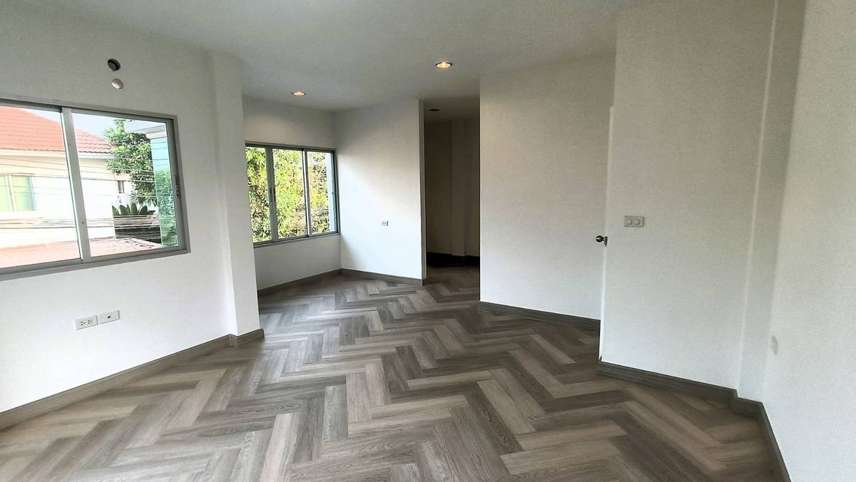 ขายบ้านนวมินทร์ รามอินทรา : ไลฟ์ บางกอก บลูเลอวาร์ด รามอินทรา 23 / 3 ห้องนอน (ขาย), Life Bangkok Boulevard Ramintra 23 / 3 Bedrooms (FOR SALE) DIT050