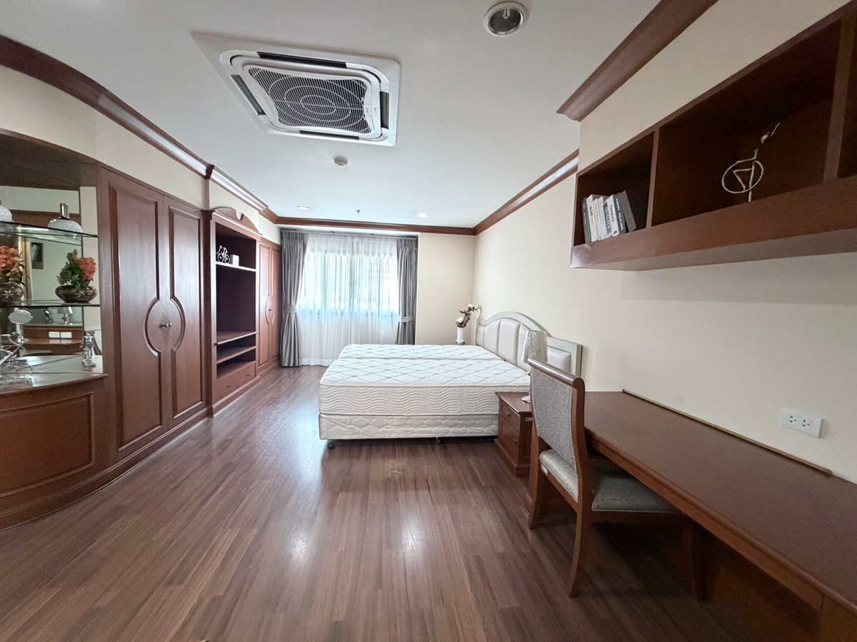 ให้เช่าคอนโดสุขุมวิท อโศก ทองหล่อ : ให้เช่า  GP Grande Tower (Pet Friendly) ราคา 85,000 บาท [NCr260301]