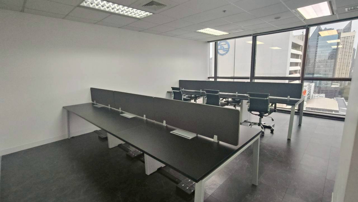 For RentOfficeSukhumvit, Asoke, Thonglor : HR3329FOR RENT Office ready to move in, city view, New Phetchaburi Road (near MRT Phetchaburi), area 120.80 sq m | Rooms already separated | Free common fees Can register a company