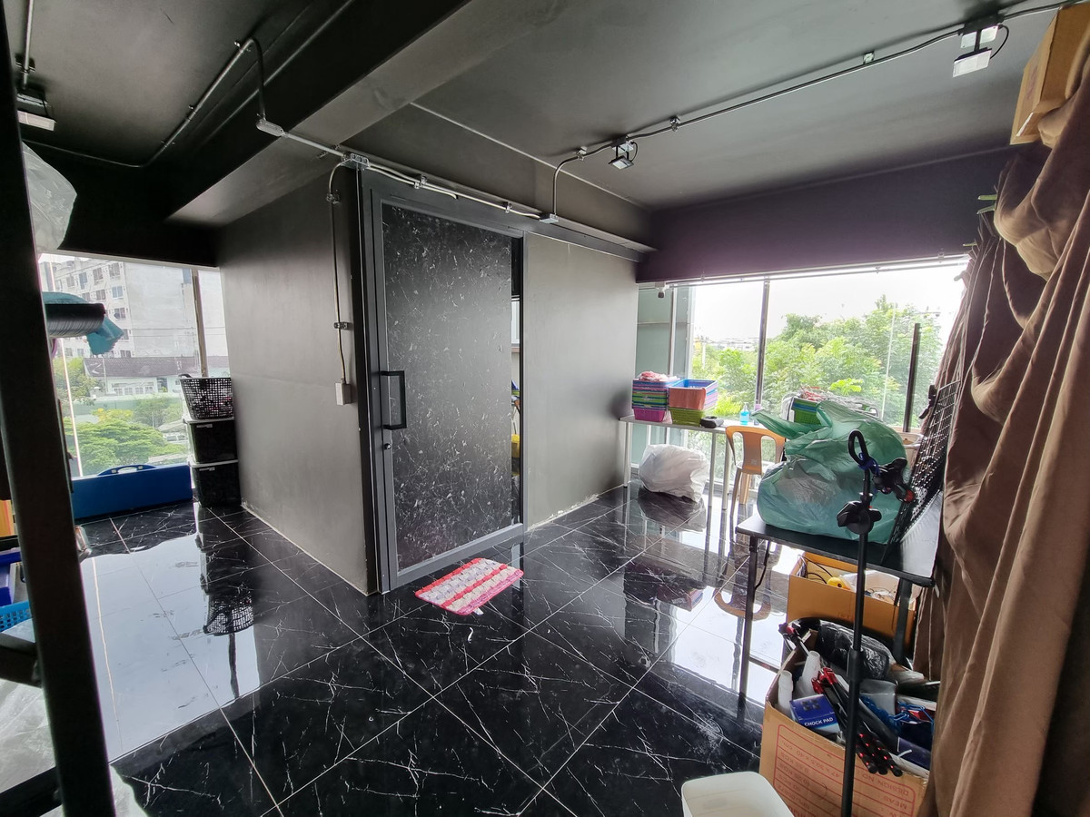 ขายทาวน์โฮมพระราม 3 สาธุประดิษฐ์ : (ราคาต่ำตลาด) 🏠✨  Jade Praise Sathorn - Rama 3 (เจด ไพรสซ์ สาทร พระราม 3 ) | ขายบ้านทำเลดี เดินทางง่าย ทางด่วนใกล้  (HBH-ST-243)