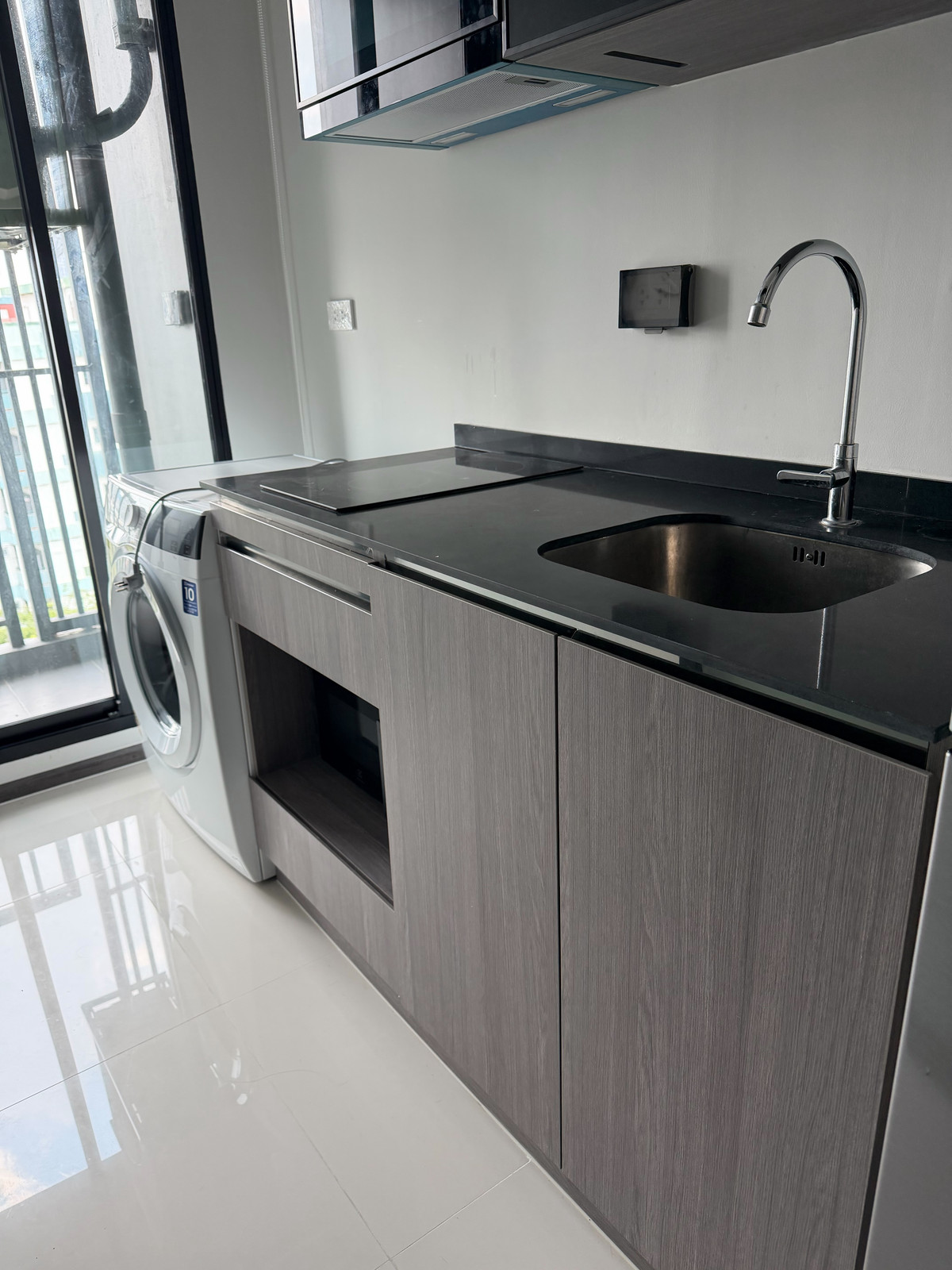 For RentCondoLadprao, Central Ladprao : The origin Lat Phrao 15, very new room, good price too.