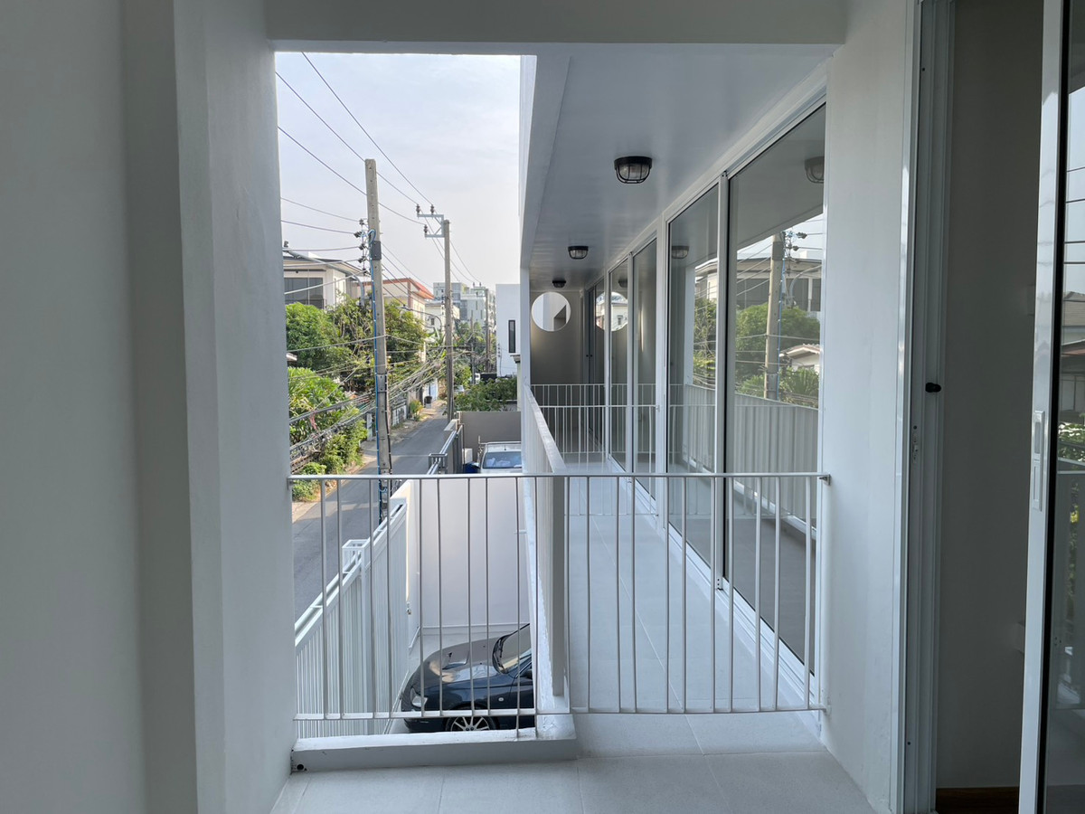 For RentHouseRatchadapisek, Huaikwang, Suttisan : Single house Huai Khwang