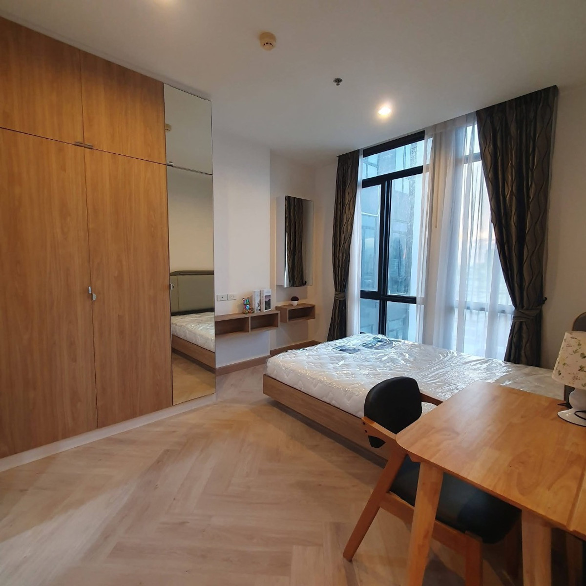 For SaleCondoRatchathewi,Phayathai : 🏡 The Capital Ratchaprarop–Vibhavadi | 1 Bedroom, Corner Unit, 2.7 m Ceiling Height Near BTS Victory Monument | Price 3.19 MB 📞 065-626-5636 (Kie)