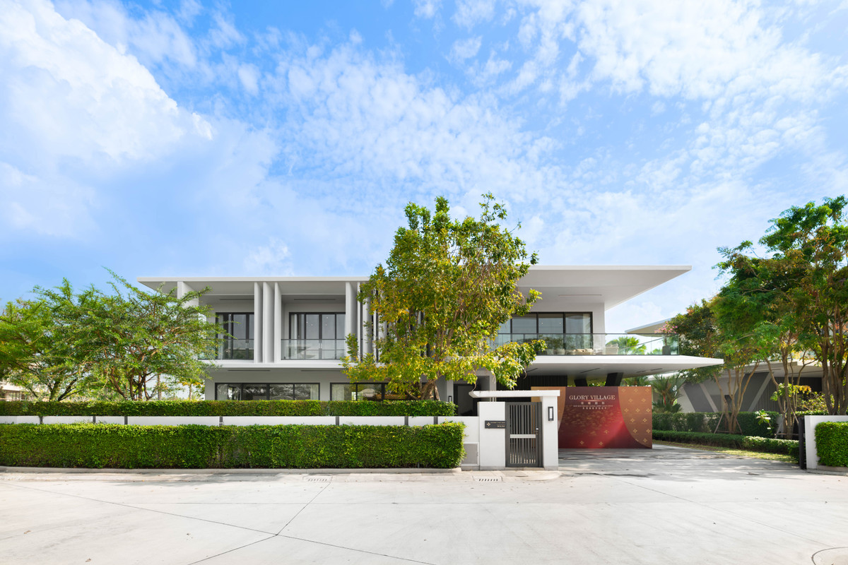 For SaleHousePattaya, Bangsaen, Chonburi : The Glory Village / 5 Bedrooms (For Sale), The Glory Village / 5 Bedrooms (FOR SALE) AM078