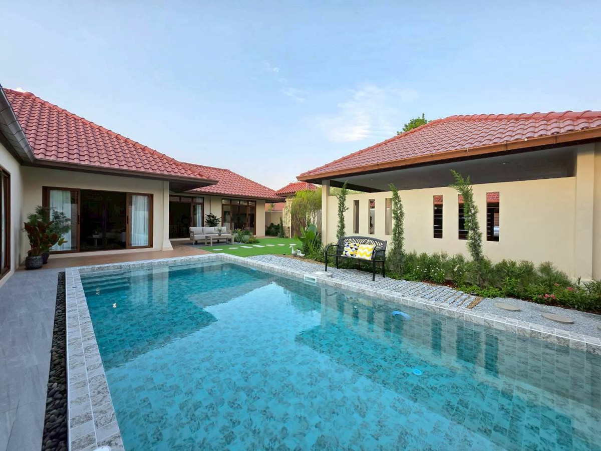 For RentHousePattaya, Bangsaen, Chonburi : 🔥 Luxury Pool Villa for Rent in Huay Yai | Balina 3 | 4 Bedrooms | Private Pool | 120,000 THB/Month 🔥