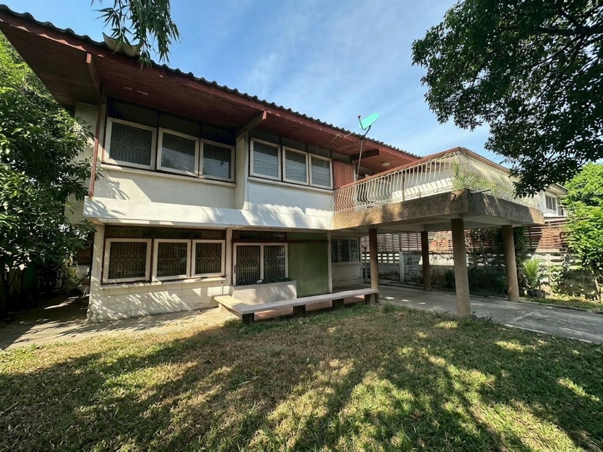 ขายบ้านรามคำแหง หัวหมาก : บ้านเดี่ยว พระราม 9 ซอย 41 แยก 20 (เสรี 9) / 1 ห้องนอน (ขาย), Detached House Rama 9 Soi 41 Yak 20 (Seri 9) / 1 Bedroom (FOR SALE) JANE042