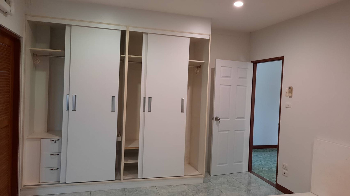 For RentHousePattanakan, Srinakarin : Detached House Keha Nakhon 3 / 4 Bedrooms (FOR RENT) FON223