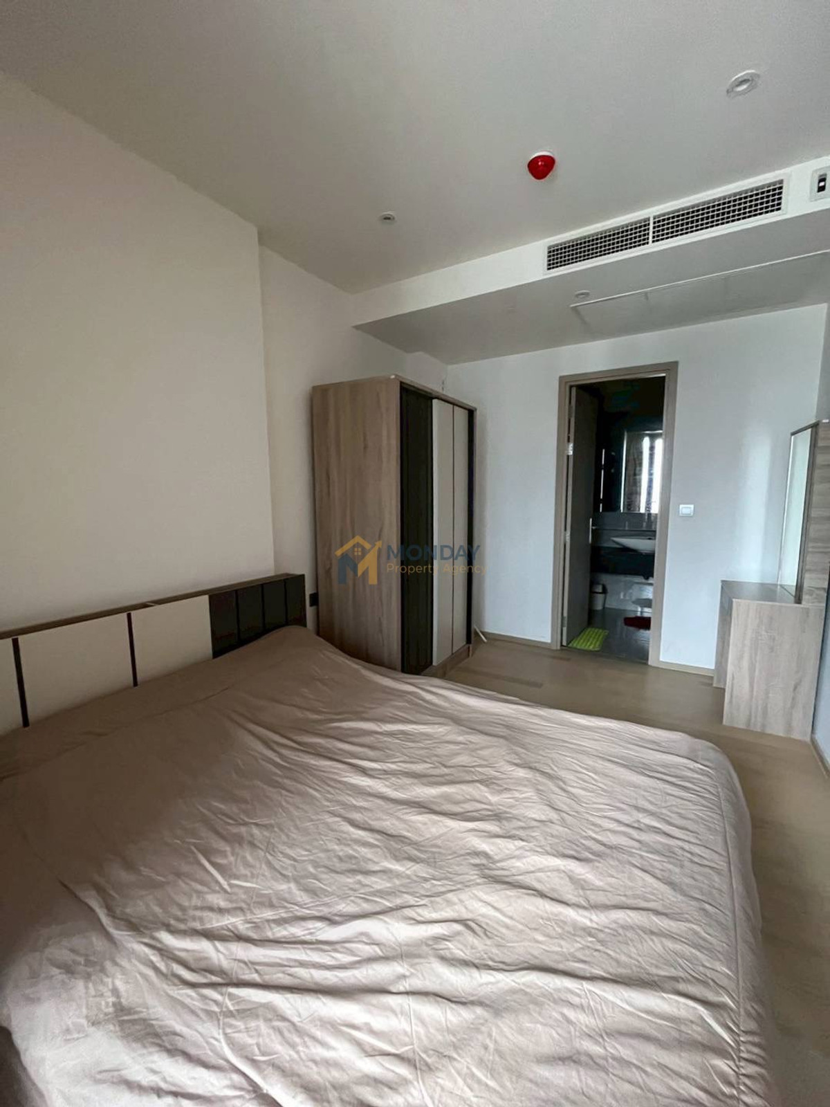 For SaleCondoRama9, Petchburi, RCA : 🔥 Cancellation Alert! This Price is Unbeatable! Ashton Asoke-Rama 9 Condo, Ready to Move In 🔥 MD-26028588