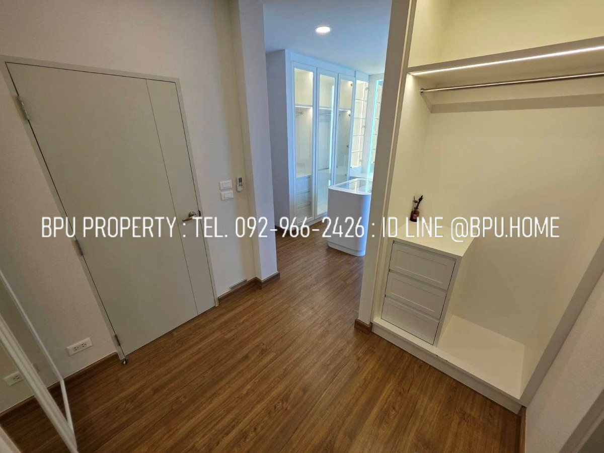 ให้เช่าบ้านบางนา แบริ่ง ลาซาล : ** ให้เช่าบ้านเดี่ยว 4 ห้องนอน ** Centro บางนา ใกล้ เมกะบางนา (โครงการใหม่ เฟส 2)