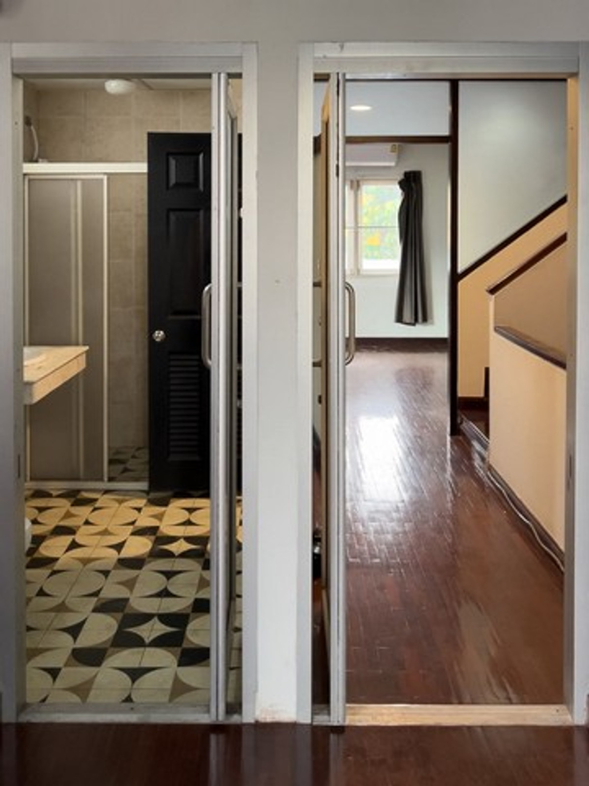 ให้เช่าทาวน์โฮมโชคชัย4 ลาดพร้าว71 : HR3325ให้เช่าHome Office สภาพสวย พร้อมใช้งาน หมู่บ้านชาลิสา ลาดพร้าววังหิน 34 พื้นที่ใช้สอยจุใจ 200 ตร.ม.  6 ห้องนอน/ห้องทำงาน |ทำเลศักยภาพเชื่อมต่อนาคนิวาส