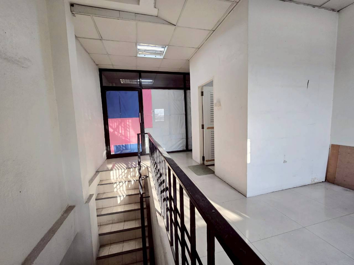 ขายอาคารพาณิชย์บางนา แบริ่ง ลาซาล : 94905 - ขายอาคารพาณิชย์ 4 ชั้น 3 คูหา แขวงบางนา เขตพระโขนง กทม.