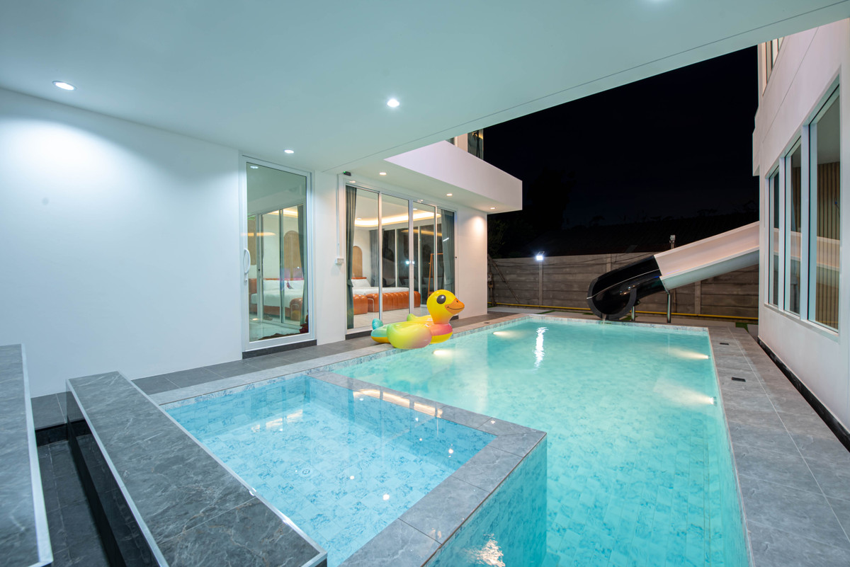 For SaleHousePattaya, Bangsaen, Chonburi : Detached House Celuna Pool Villa Na Jomtien / 6 Bedrooms (FOR SALE) AM086