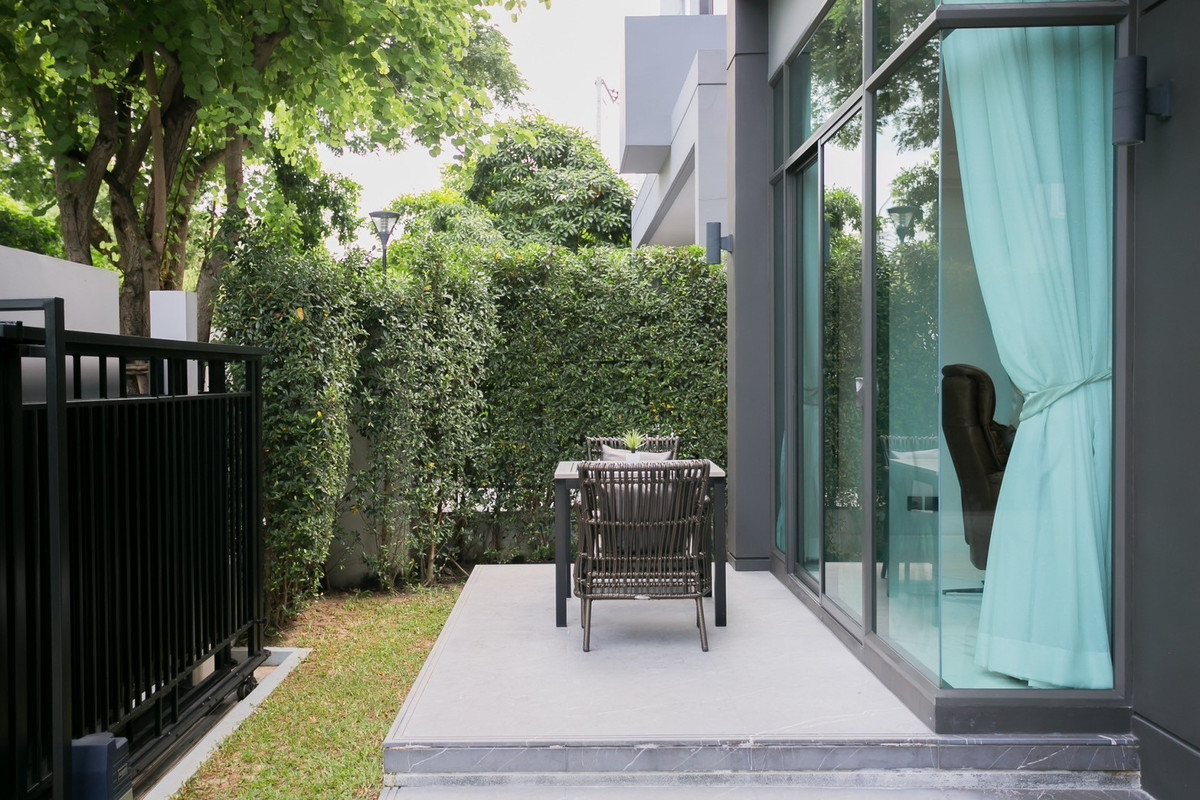 ให้เช่าบ้านลาดพร้าว101 แฮปปี้แลนด์ : HR3330FOR RENT/SALE THE GENTRY EKKAMAI-LADPRAO Luxury 3-Storey Urban Villa