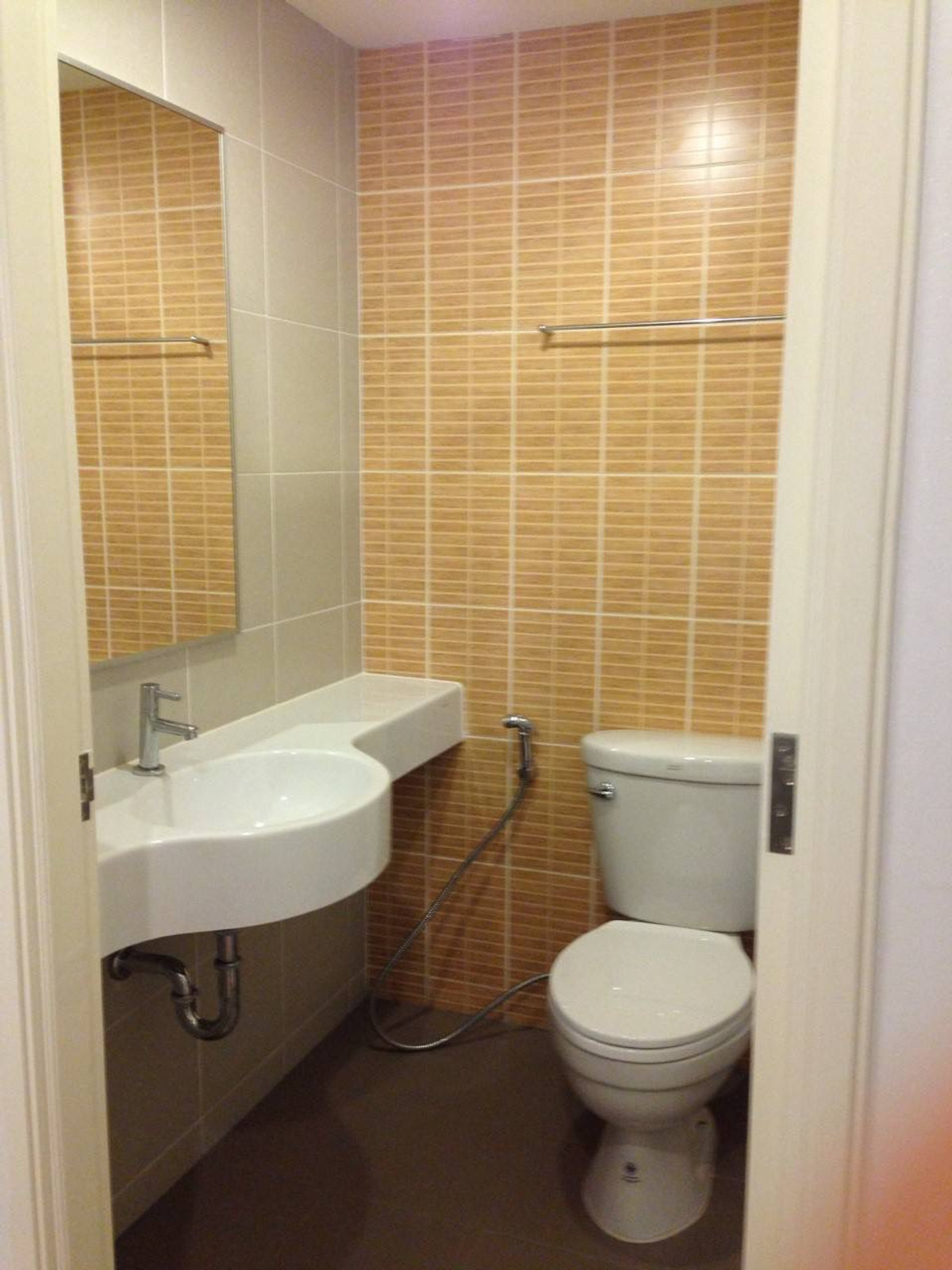 ขายคอนโดเสรีไทย-นิด้า : ✅ S-LP60249 ✅ Line : @p2nproperty