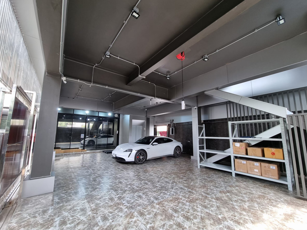 ขายทาวน์โฮมพระราม 3 สาธุประดิษฐ์ : (ราคาต่ำตลาด) 🏠✨  Jade Praise Sathorn - Rama 3 (เจด ไพรสซ์ สาทร พระราม 3 ) | ขายบ้านทำเลดี เดินทางง่าย ทางด่วนใกล้  (HBH-ST-243)