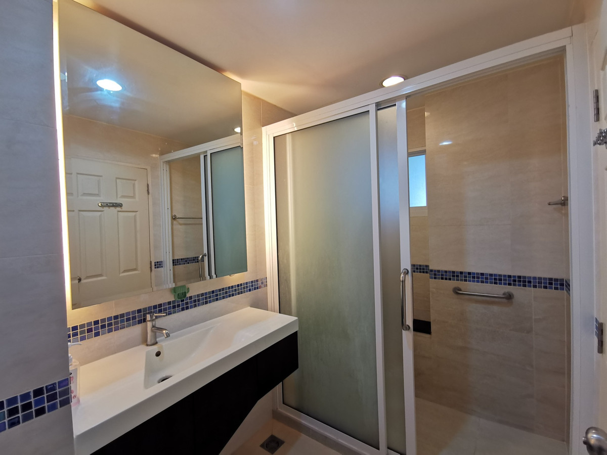 For RentCondoOnnut, Udomsuk : For rent Life@Sukhumvit65 1 bedroom 1 bathroom fully furnished Ready to move in!