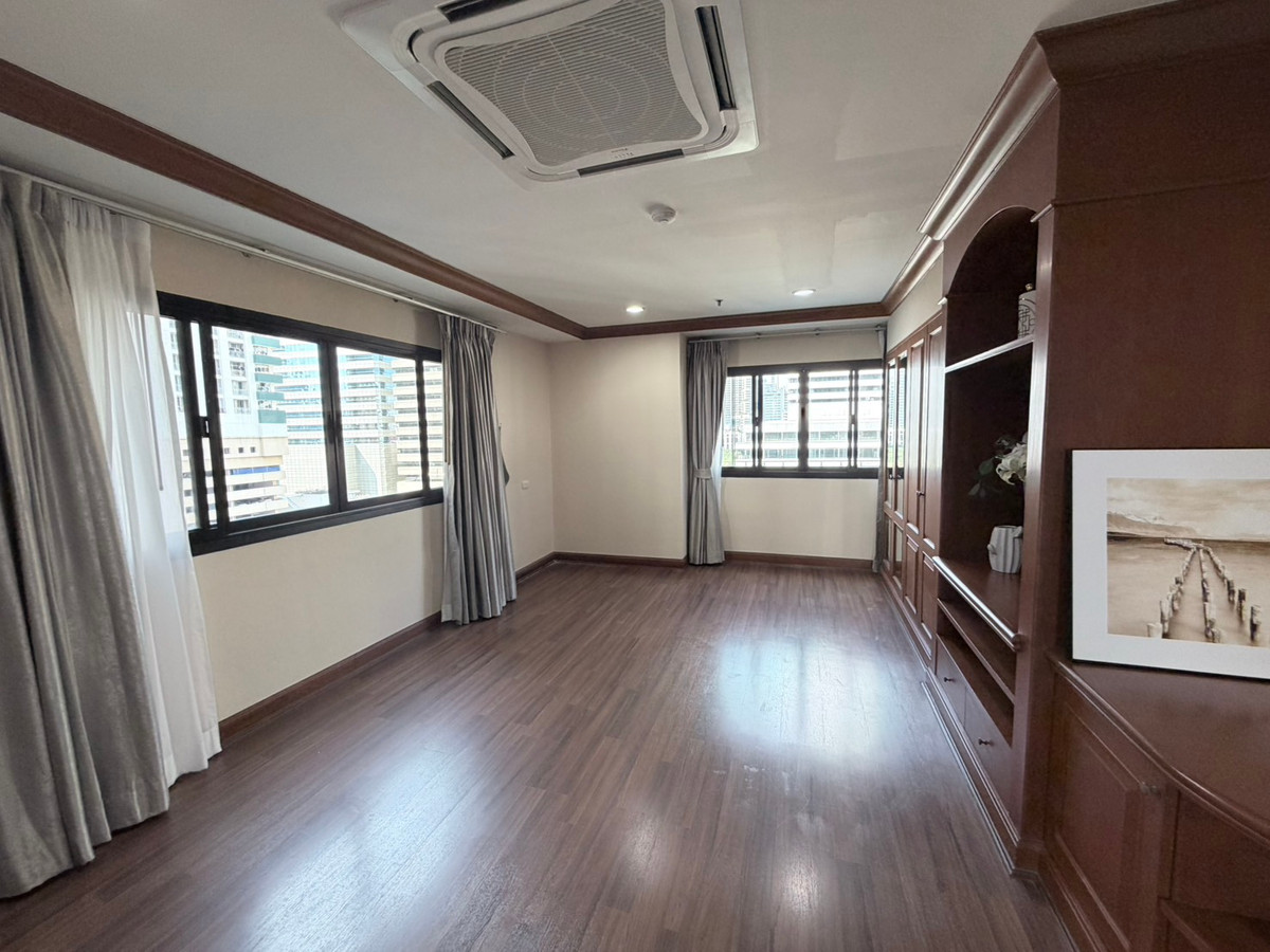 ให้เช่าคอนโดสุขุมวิท อโศก ทองหล่อ : ให้เช่า  GP Grande Tower (Pet Friendly) ราคา 85,000 บาท [NCr260301]