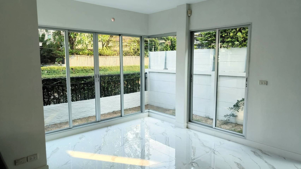 ขายบ้านนวมินทร์ รามอินทรา : ไลฟ์ บางกอก บลูเลอวาร์ด รามอินทรา 23 / 3 ห้องนอน (ขาย), Life Bangkok Boulevard Ramintra 23 / 3 Bedrooms (FOR SALE) DIT050