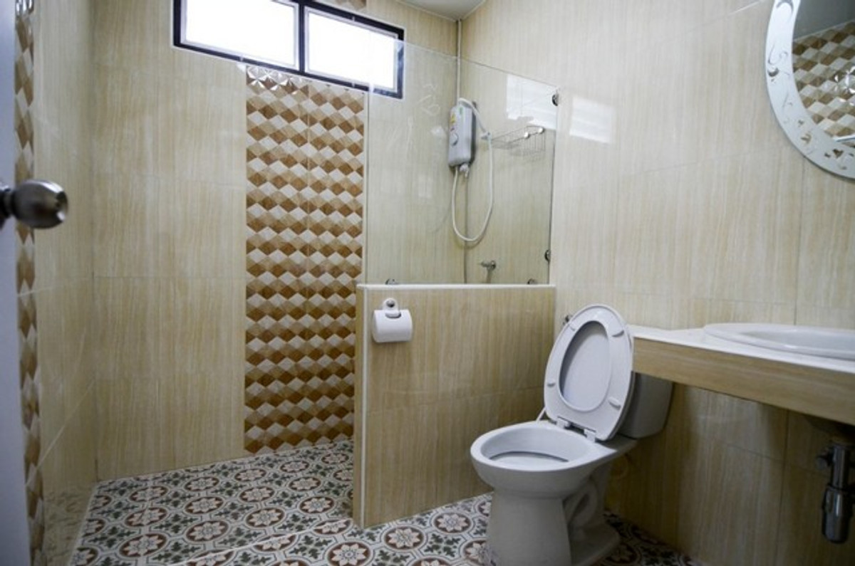 ให้เช่าบ้านโชคชัย4 ลาดพร้าว71 : HR3324ให้เช่าบ้านเดี่ยวหลังมุม ทำเลโชคชัย 4 เหมาะมากสำหรับโฮมออฟฟิศ หรืออยู่อาศัย จอดรถได้สูงสุด 6 คัน