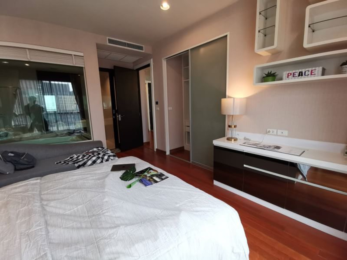 For RentCondoWitthayu, Chidlom, Langsuan, Ploenchit : !! Beautiful room for rent, Condo The Address Chidlom, near BTS Chidlom.
