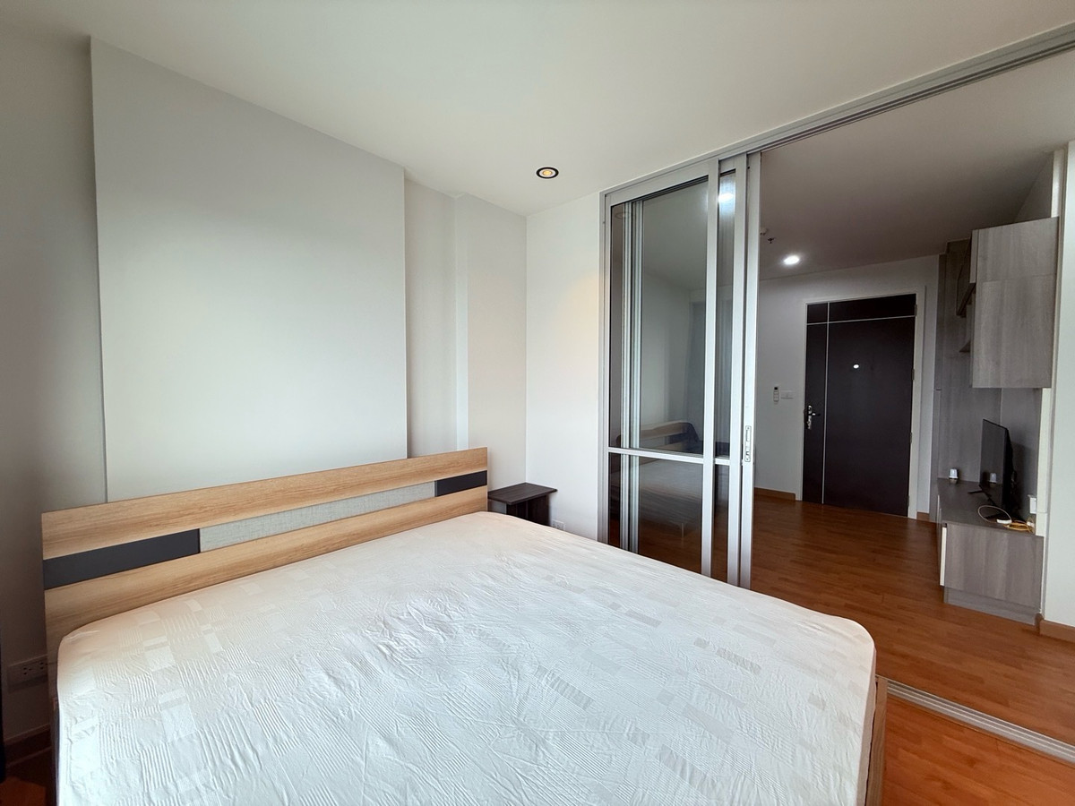 For RentCondoBang kae, Phetkasem : For rent, Thepresident Phetkasem-Bang Khae, 30 sq.m, pool view room, ready to move in, contact 098-9655699.