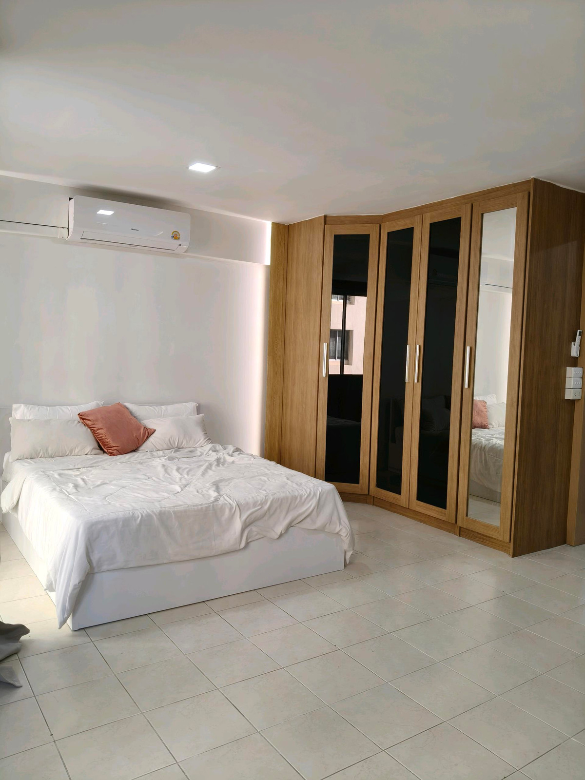 For SaleCondoBangna, Bearing, Lasalle : Newly renovated condo for sale, 1 bedroom, ready to move in