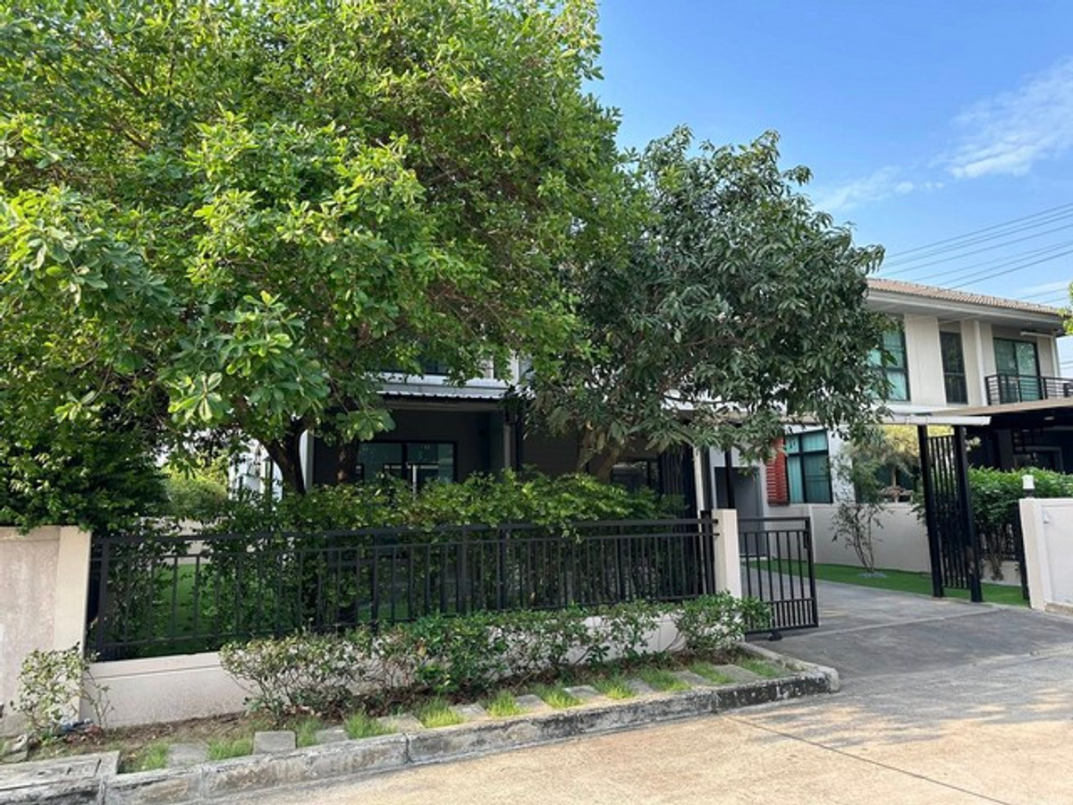 For RentHousePathum Thani,Rangsit, Thammasat : HR3322 Single house for rent, PAVE Rangsit project (Khlong 4) – beautiful house, new condition, with furniture/new appliances.