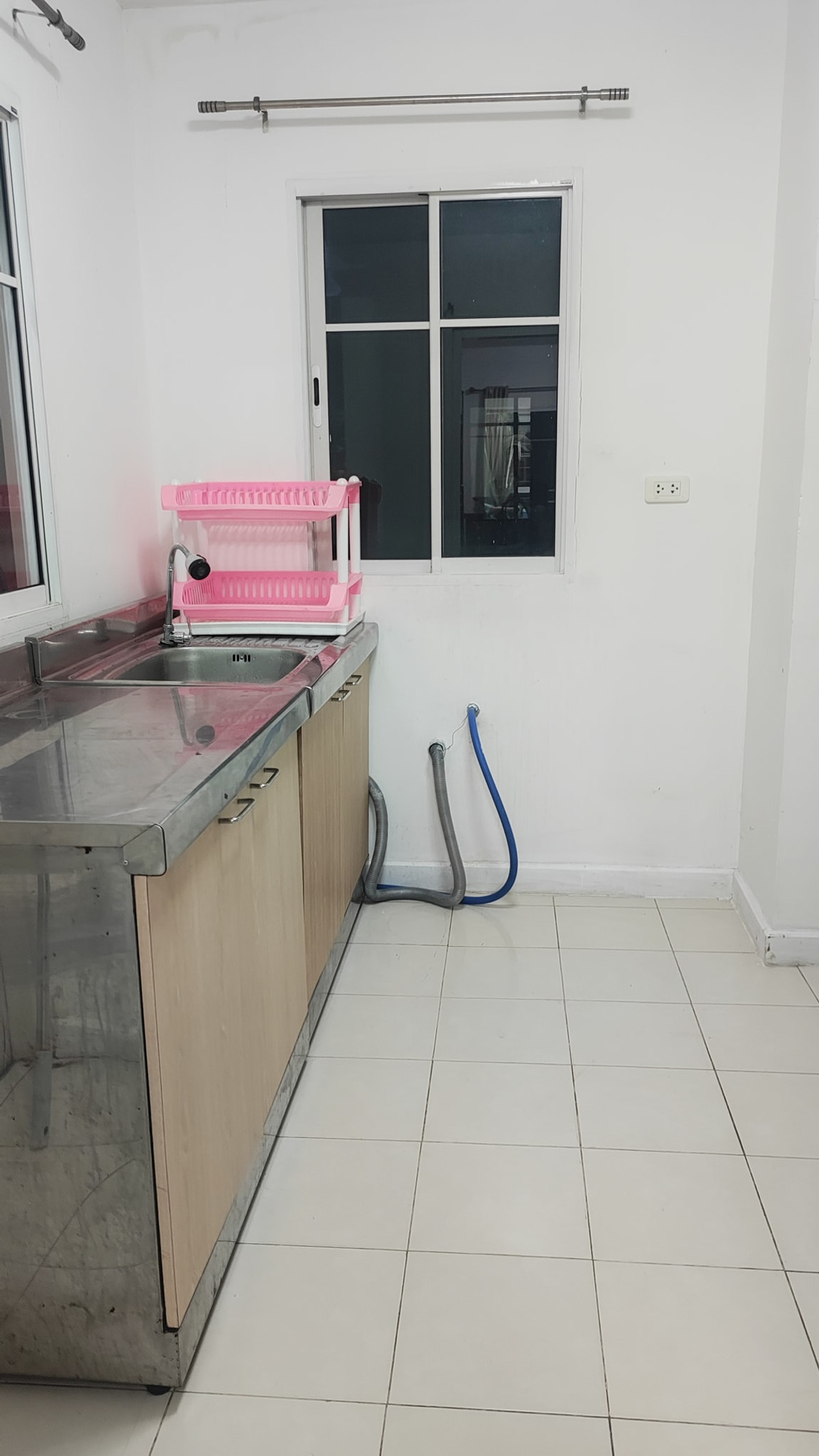 For RentHouseLadkrabang, Suwannaphum Airport : Passorn 21 Rama 9 - Wongwaen / 3 Bedrooms (FOR RENT) BZD030