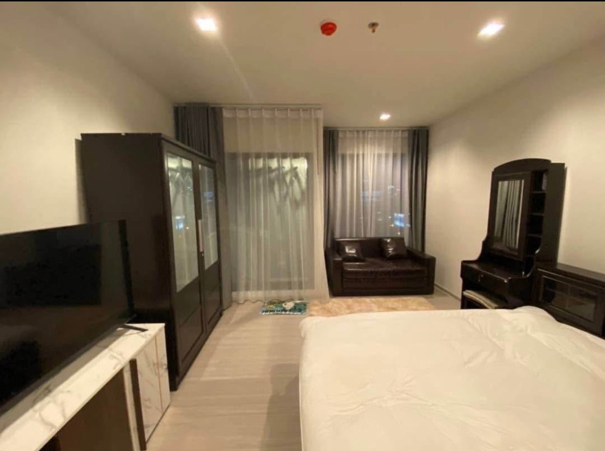 ขายคอนโดพระราม 9 เพชรบุรีตัดใหม่ RCA : Life Asoke - Rama 9 / 1 Bedroom (SALE WITH TENANT), ไลฟ์ อโศก - พระราม 9 / 1 ห้องนอน (ขายพร้อมผู้เช่า) KAT027