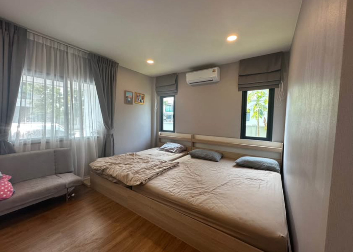 For RentHouseEakachai, Bang Bon : Luxurious detached house for rent, Centro Bang Bon, fully furnished, near Central Rama 2.