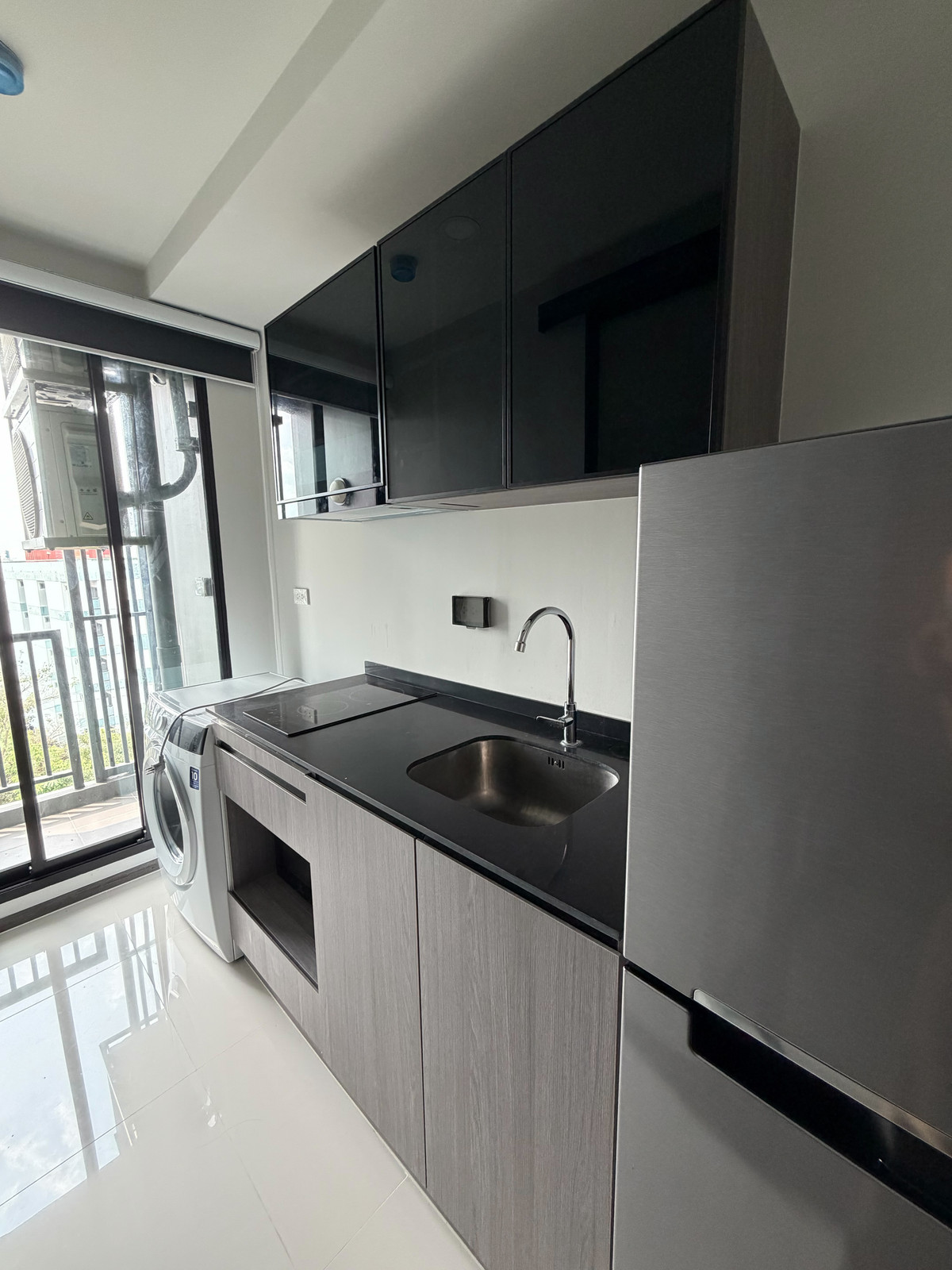 For RentCondoLadprao, Central Ladprao : The origin Lat Phrao 15, very new room, good price too.