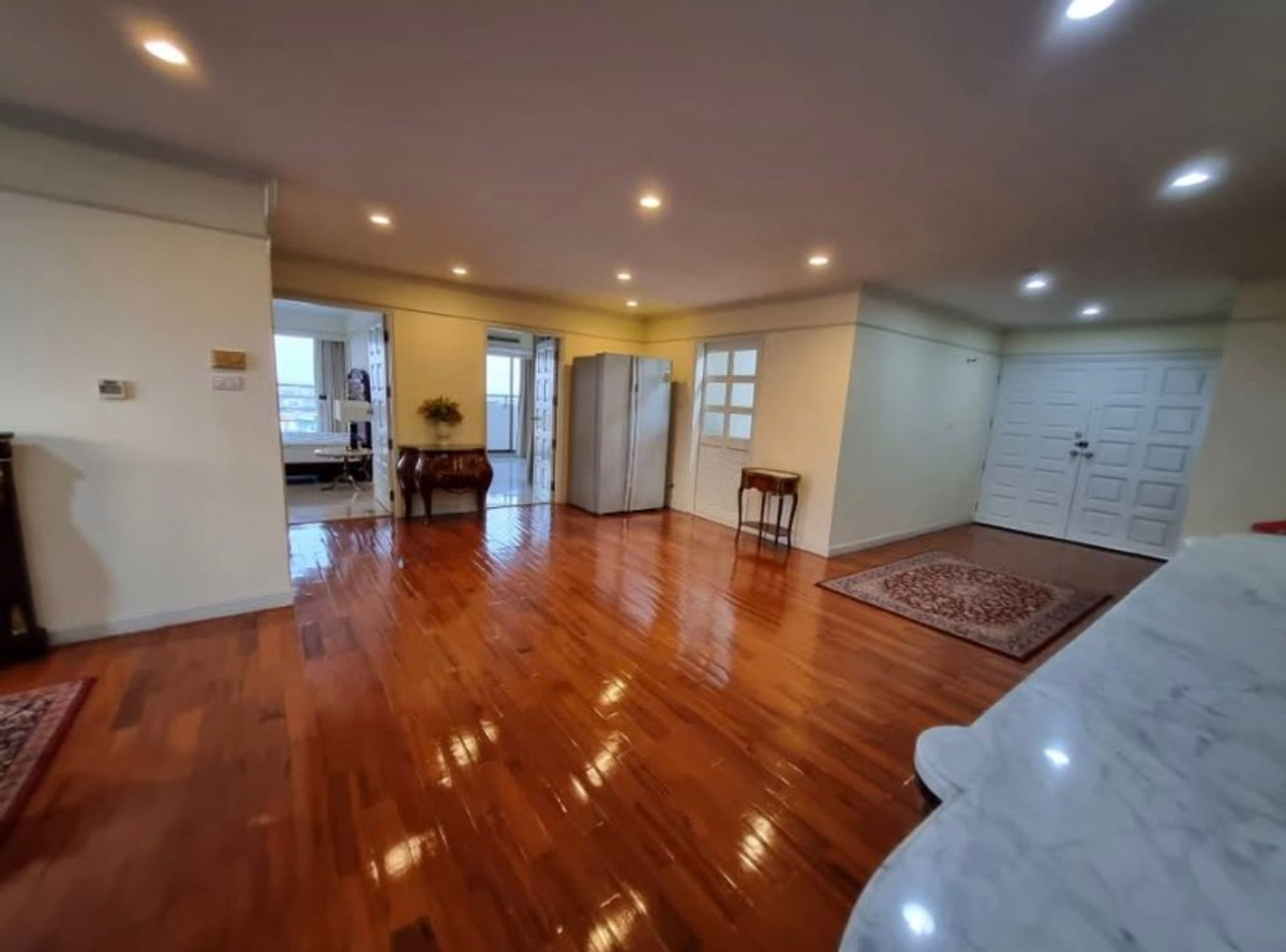 For SaleCondoPattanakan, Srinakarin : Flora Ville / 2 Bedrooms (FOR SALE), Flora Ville / 2 Bedrooms (For Sale) NONT110