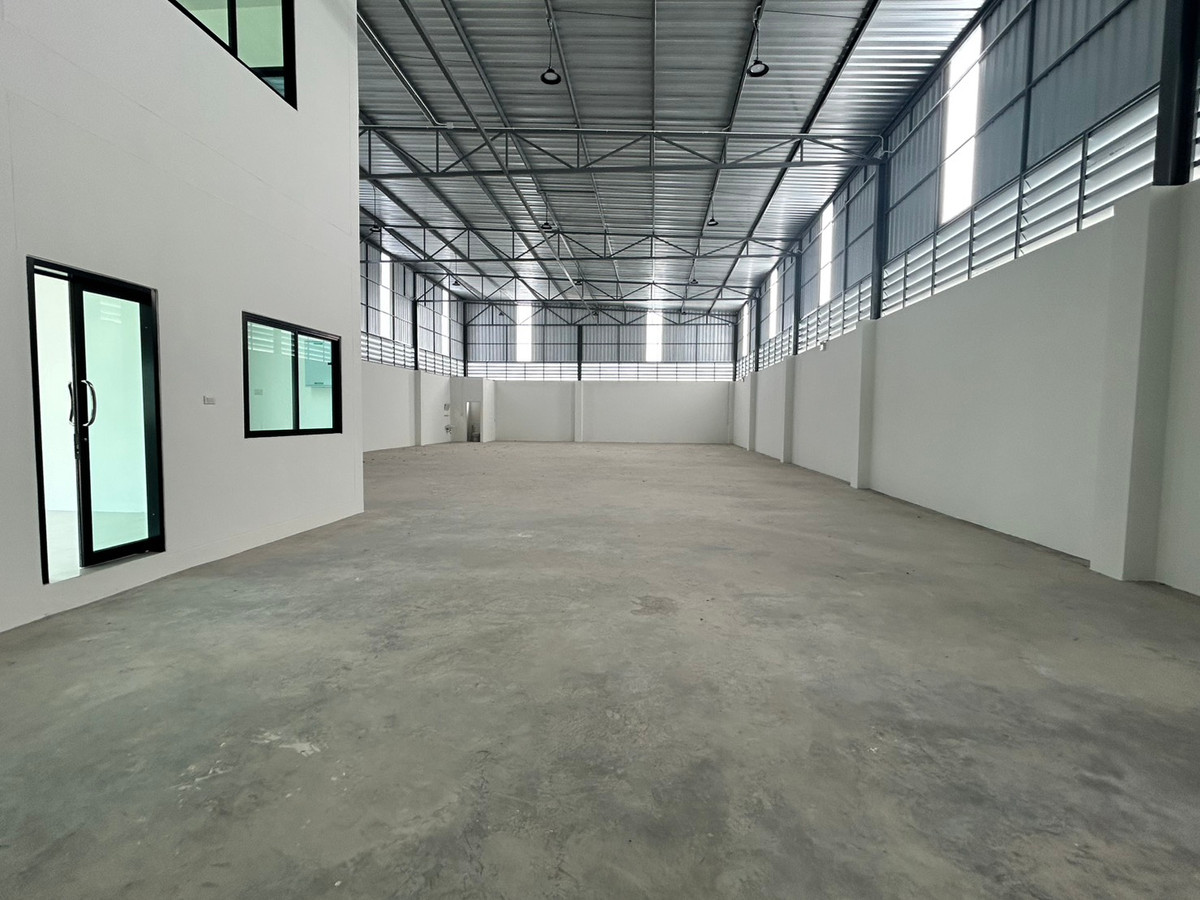 For RentFactorySamut Prakan,Samrong : Factory for rent, newly built, Soi Bang Pla 2, Thepharak, Samut Prakan, land size 214 sq m, has space on the side. Can park many cars. Factory size 468 sq m. including office. Can request permission from Ror Ngor.2.