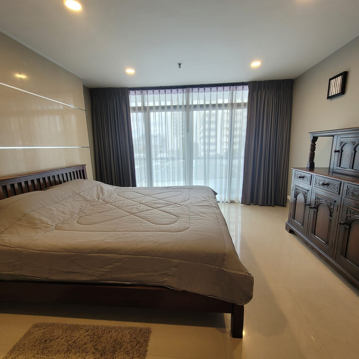 For SaleCondoSukhumvit, Asoke, Thonglor : Baan Phromphong Condo / Ready to move, spacious unit with great value in the Phrom Phong - Asoke area. / 2 bed 108 sq.m.Tel. 0937890899