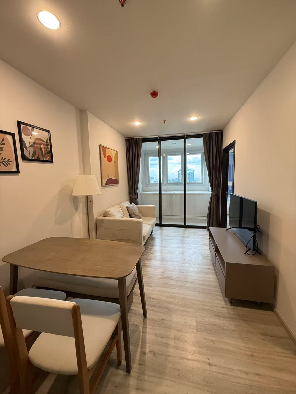 ให้เช่าคอนโดรัชดา ห้วยขวาง : XT ห้วยขวาง 1ห้องนอน