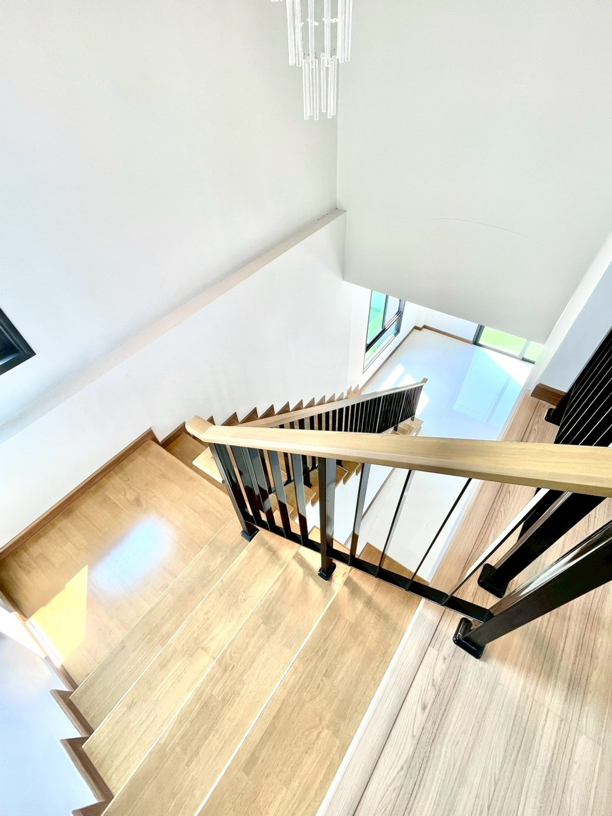 For SaleHousePattaya, Bangsaen, Chonburi : Detached House 57 Sq.w. behind Wat Takian Tia / 4 Bedrooms (FOR SALE) BEWN106