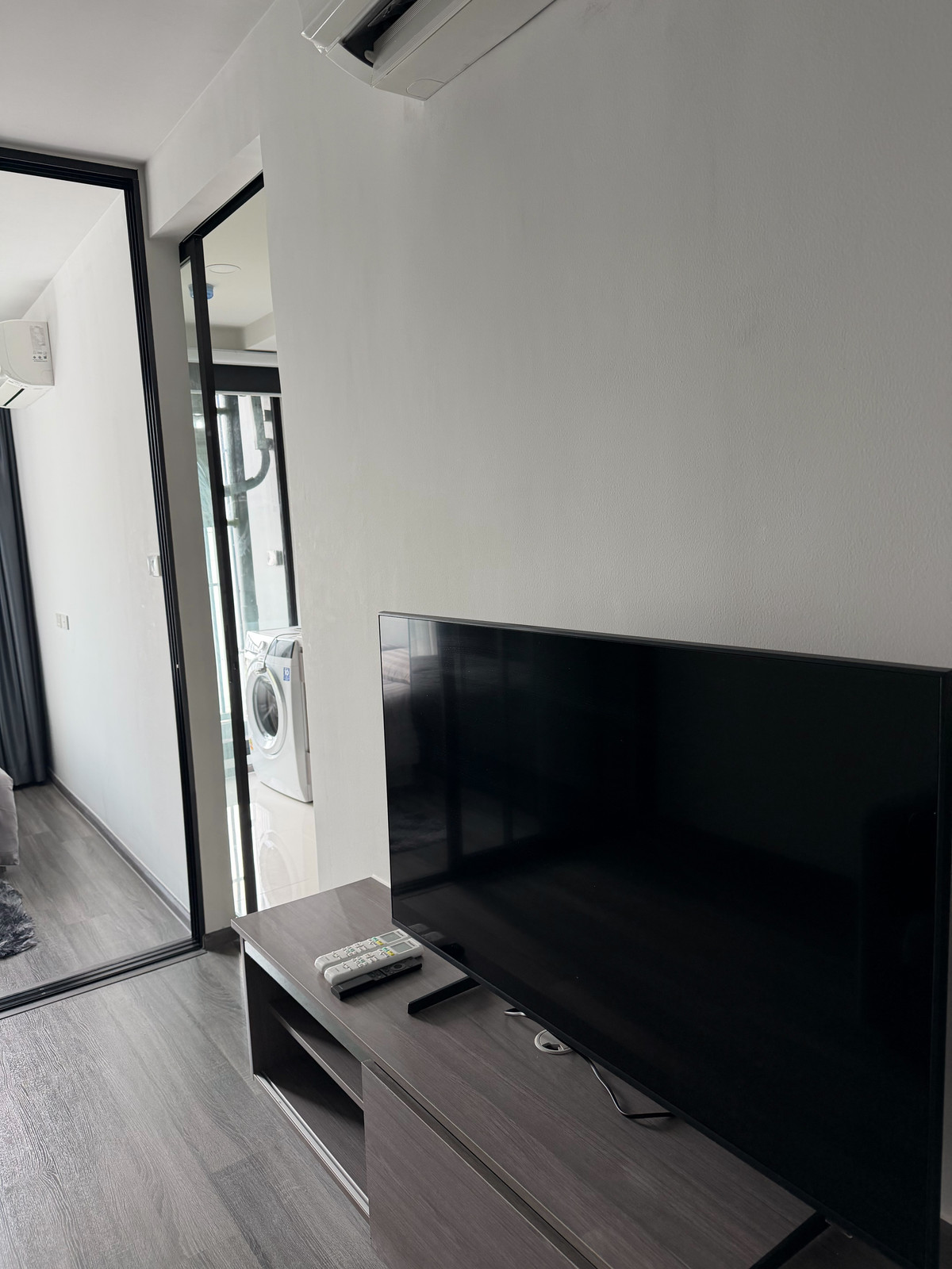 For RentCondoLadprao, Central Ladprao : The origin Lat Phrao 15, very new room, good price too.