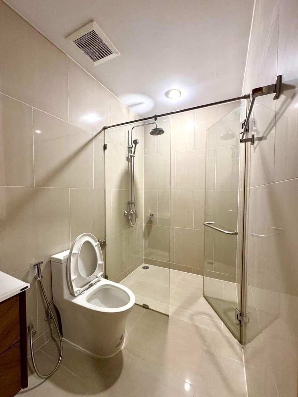 ให้เช่าคอนโดสาทร นราธิวาส : ให้เช่า The Empire Place Sathorn - Narathiwas ราคา 50,000 บาท [NCr260302]